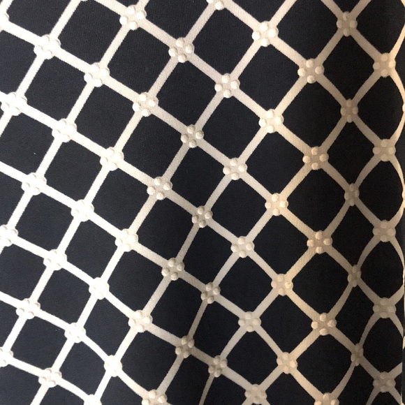 Avenue top size 22 24 long sleeves navy square pattern white office core - Picture 6 of 10